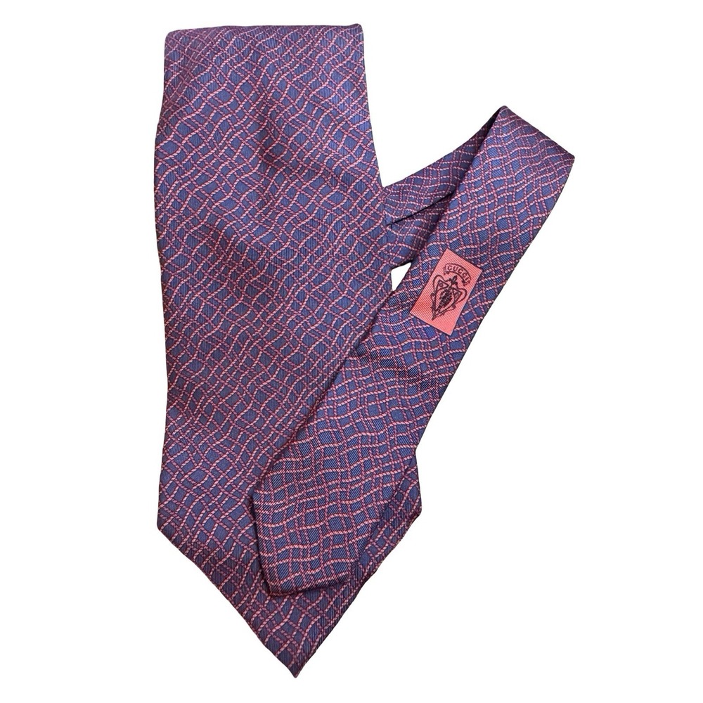 GUCCI  Tie Silk Red Navy Blue‎ background Made in Italy